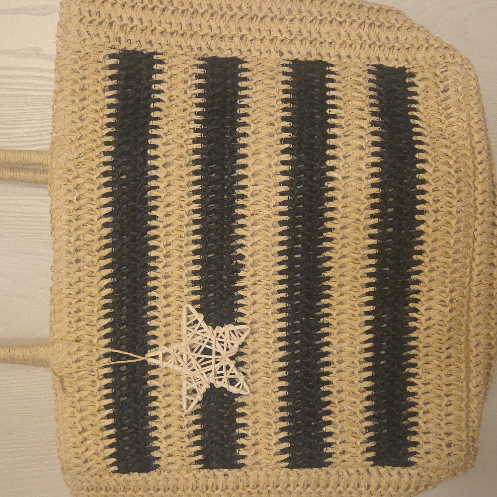 Vintage Havana black stripes crochet design tote bag, NEW.